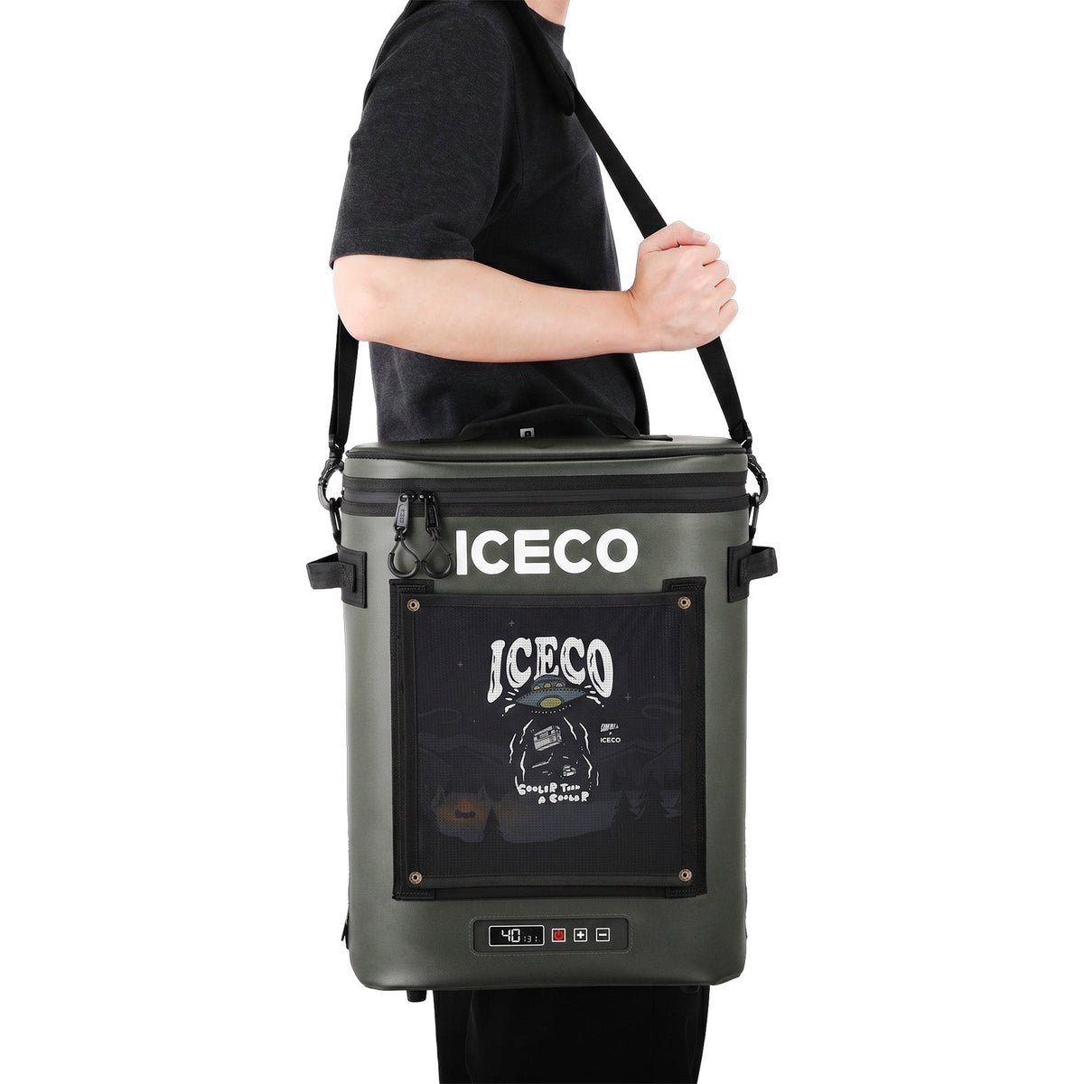 Person carrying the GOPACK12 cooler on a shoulder strap