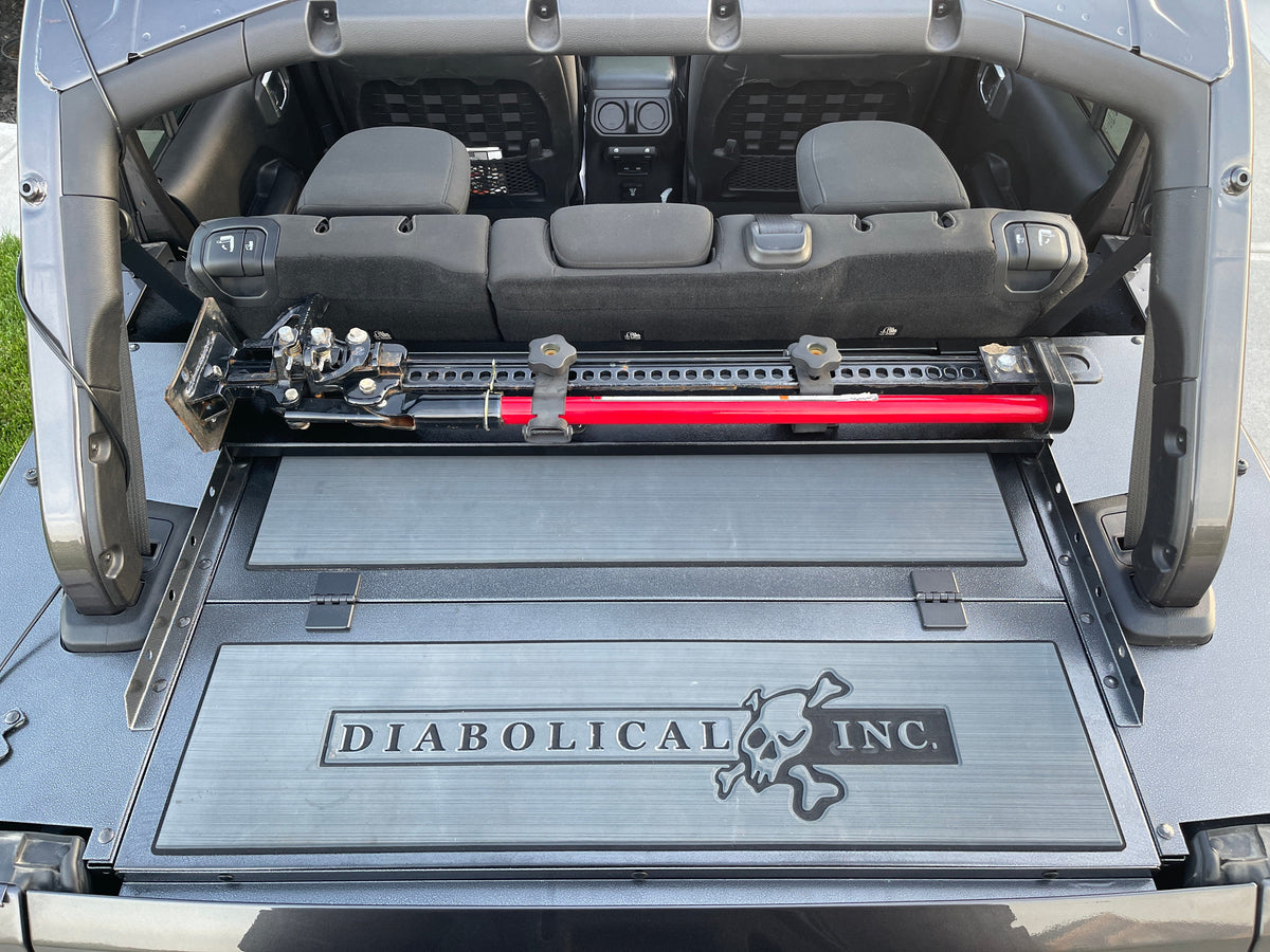 Gray Diabolical logo pads on a Slipstream, Hi-Lift mounted above