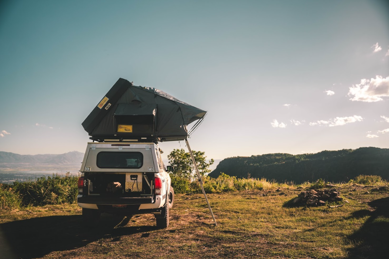 Sabre Hard Shell Roof Top Tent  Roof Top Tent Eezi-Awn- Overland Kitted