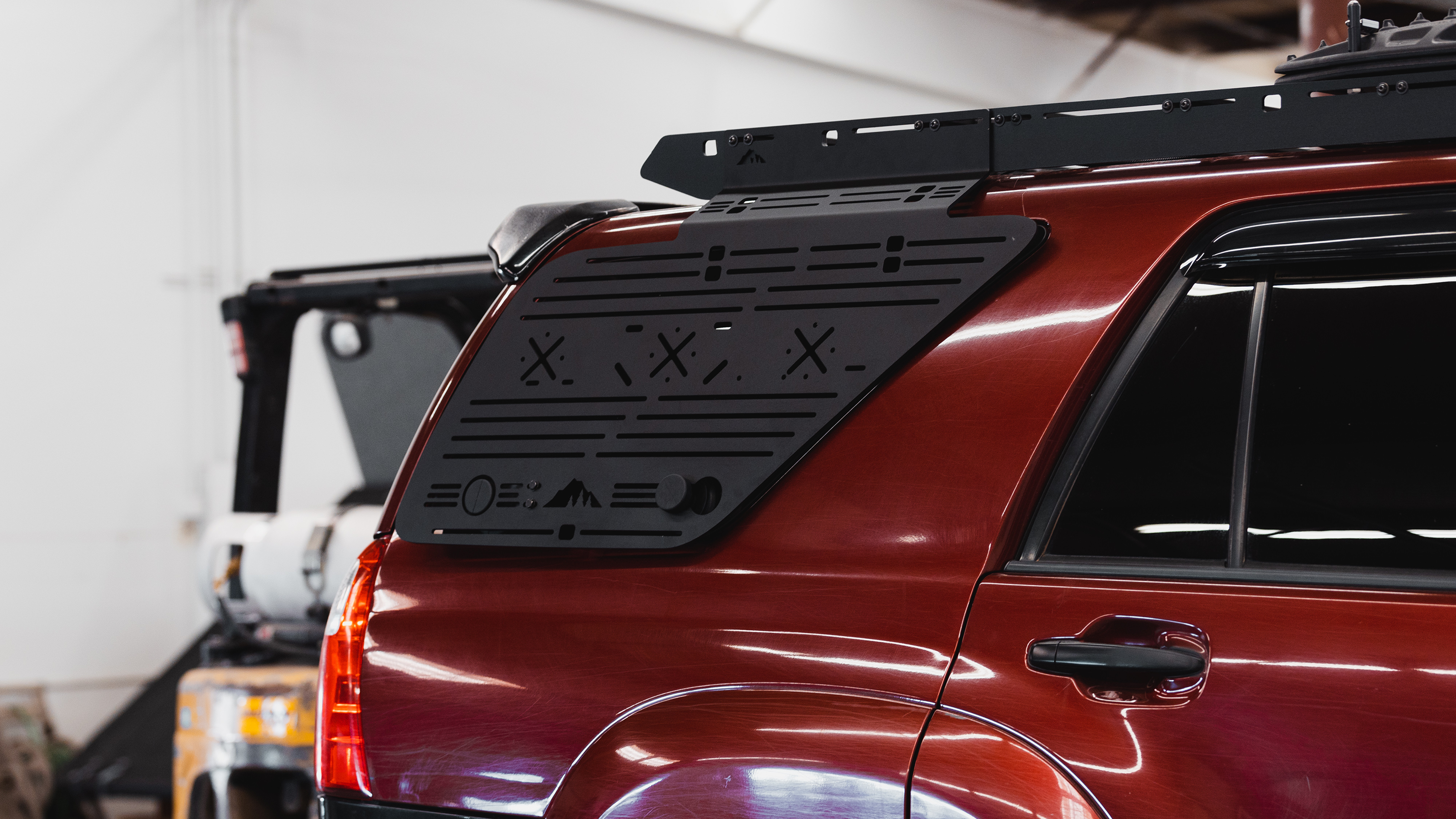 Toyota 4 Runner Sherpa Window Mount