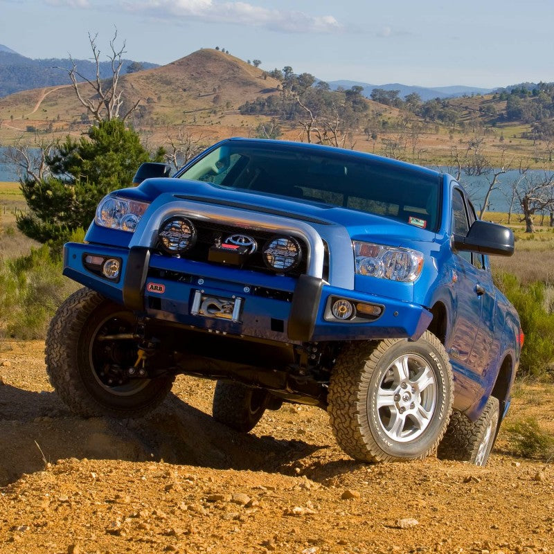 ARB Sahara Deluxe bull bar — Toyota Sequoia application view