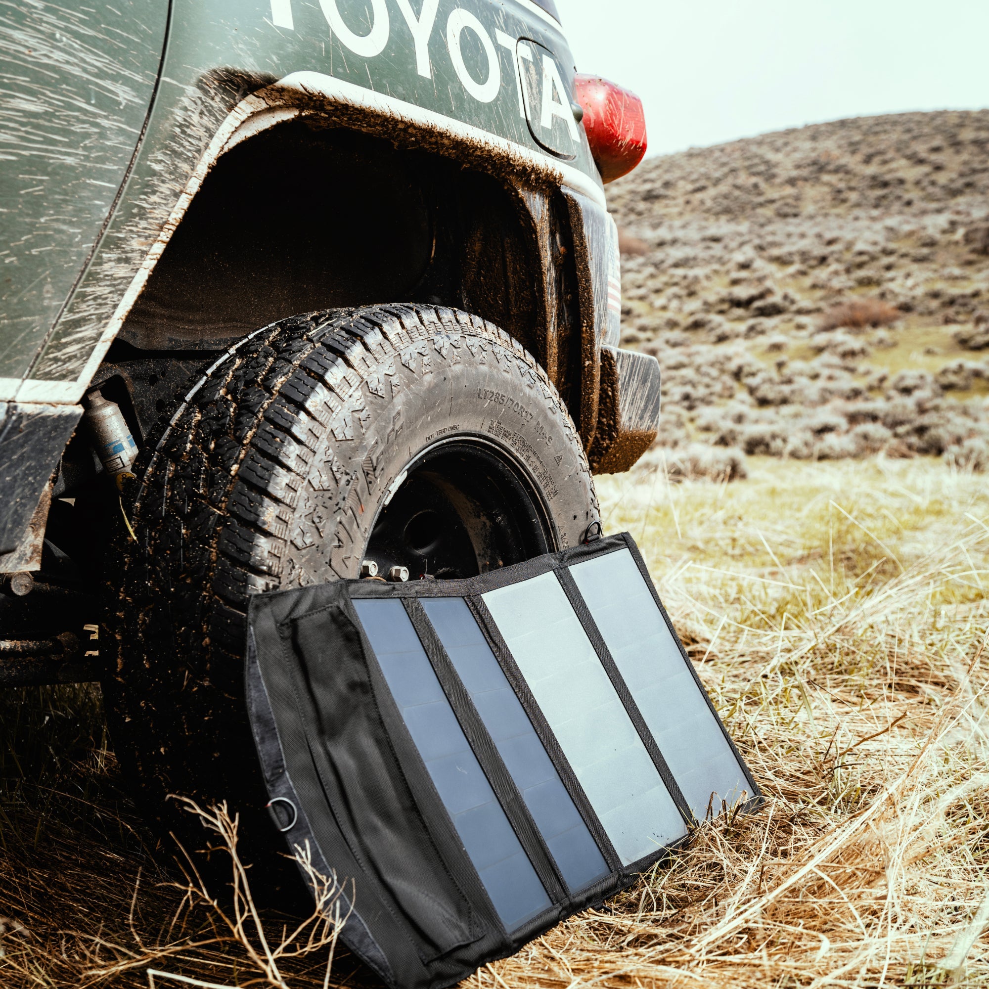 Ascent™ 40-Watt Solar Charger  Portable Solar Chargers Overland Solar- Overland Kitted