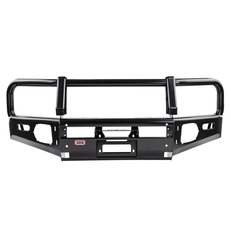 ARB Summit MKII combination bull bar on a Ford Ranger PX2 without sensors, front three-quarter view