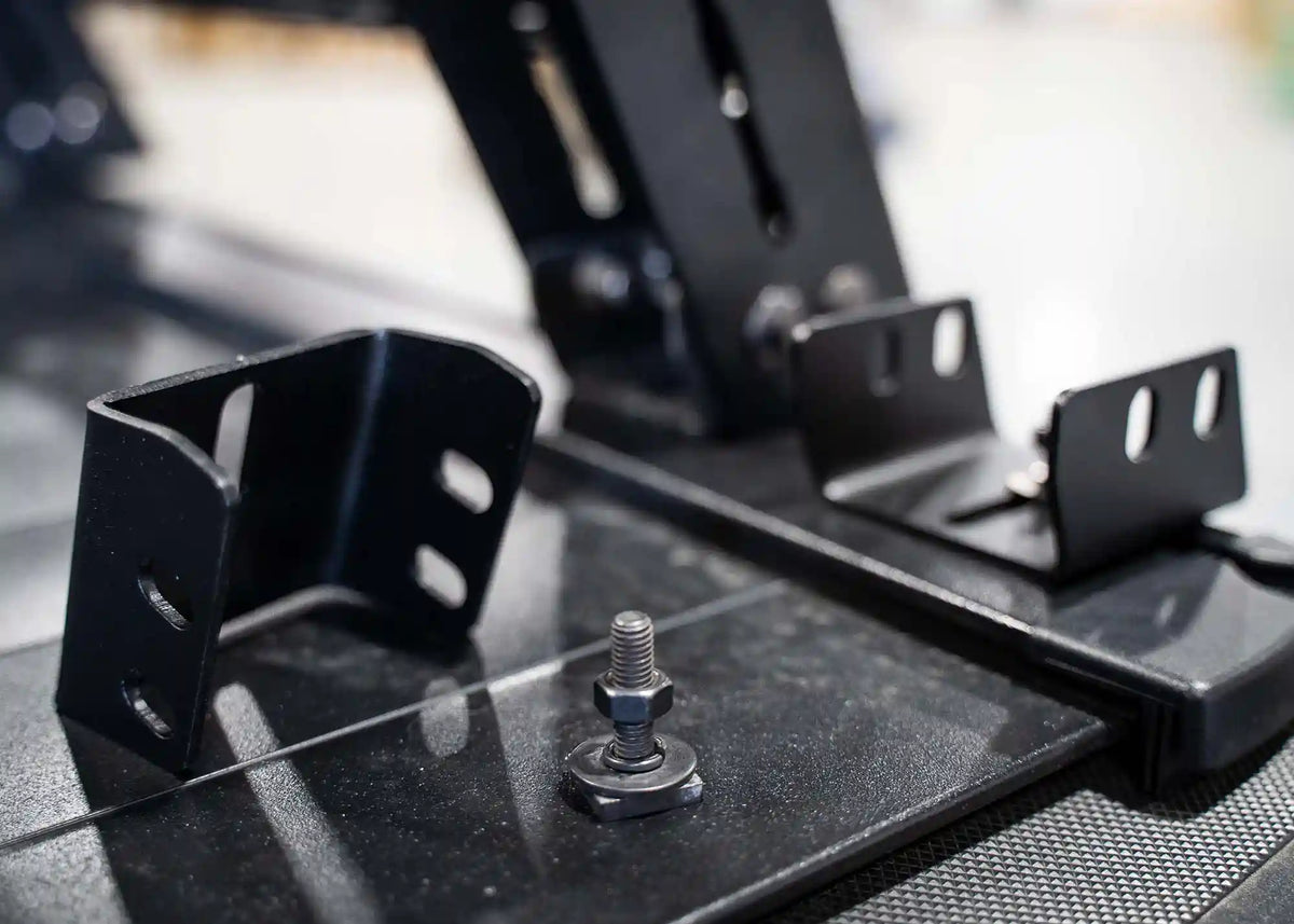 Bed rack mount installed on a Retrax retractable bed cover, alternate angle