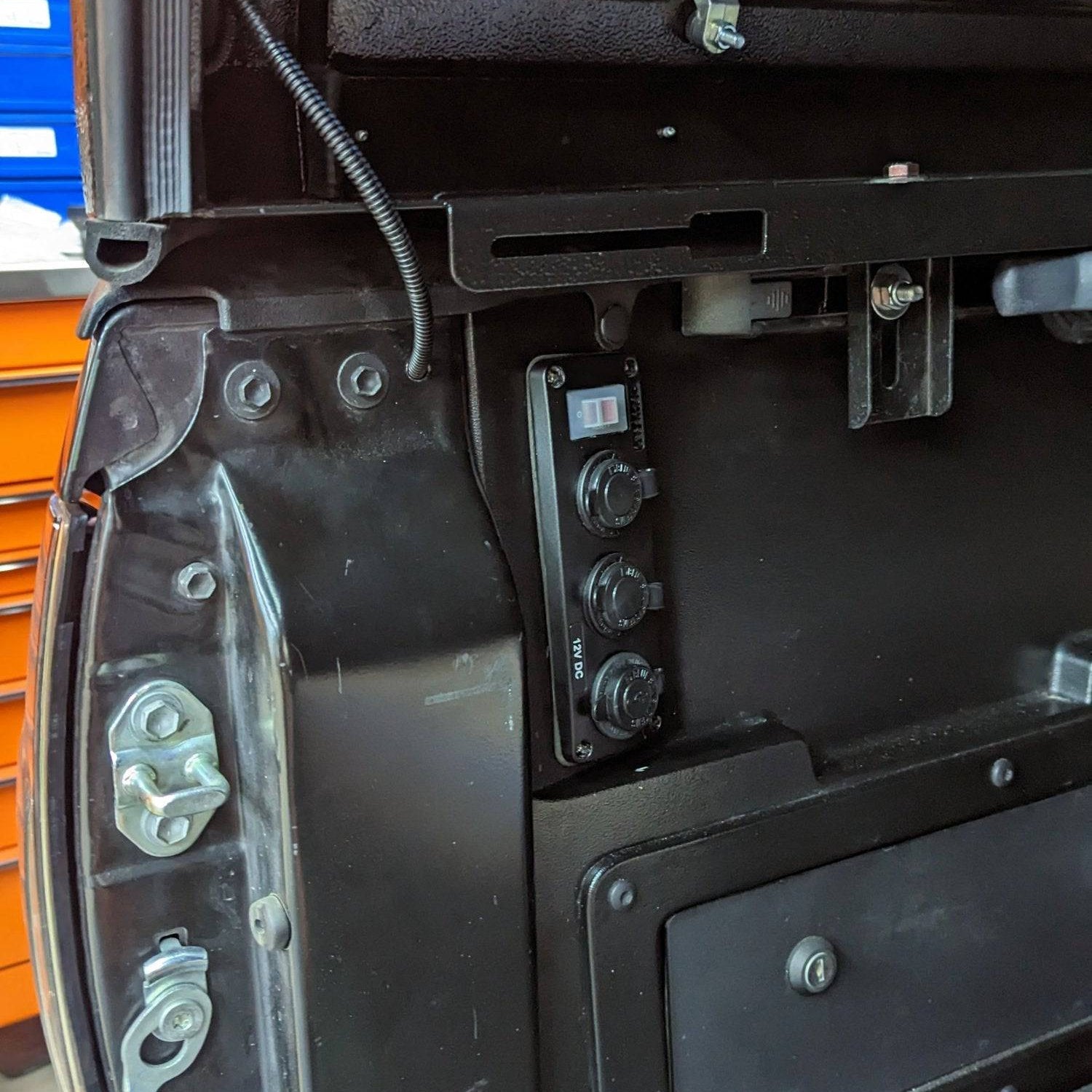 Blaze Off-Road rear power kit for truck bed (photo 1)
