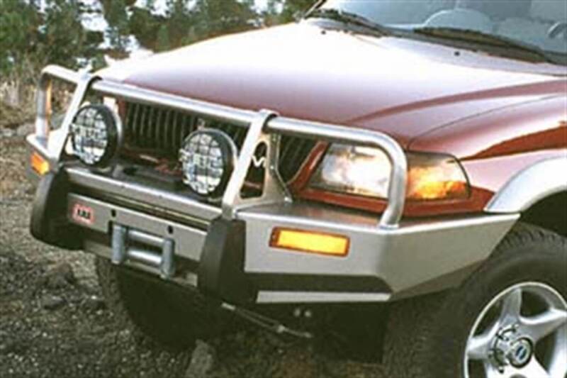 ARB Deluxe winch bull bar fitted to a 1997-1999 Mitsubishi Montero Sport — front view