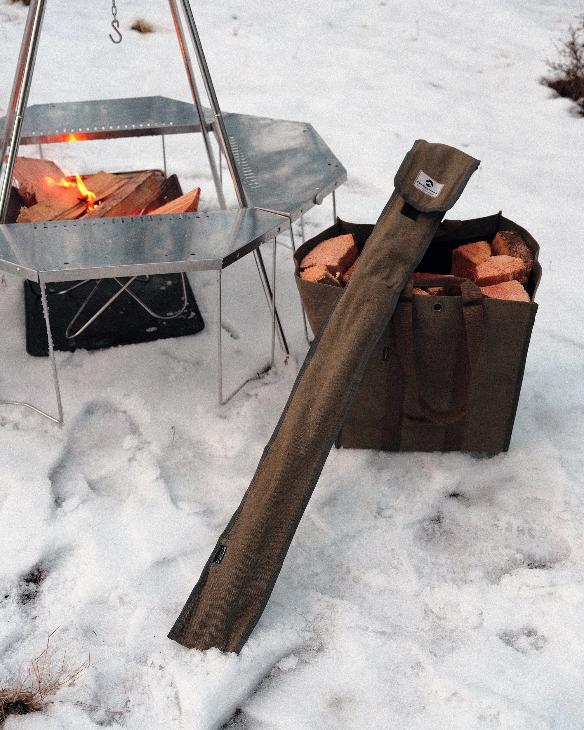 Double Head Tripod Stainless Steel Lantern Post