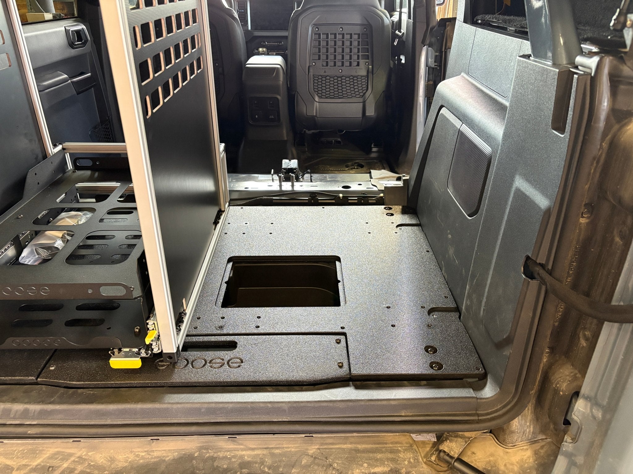 Ford - Bronco - 2021-Present - 6th Gen - 4 Door - Explore Series -  Storage Module