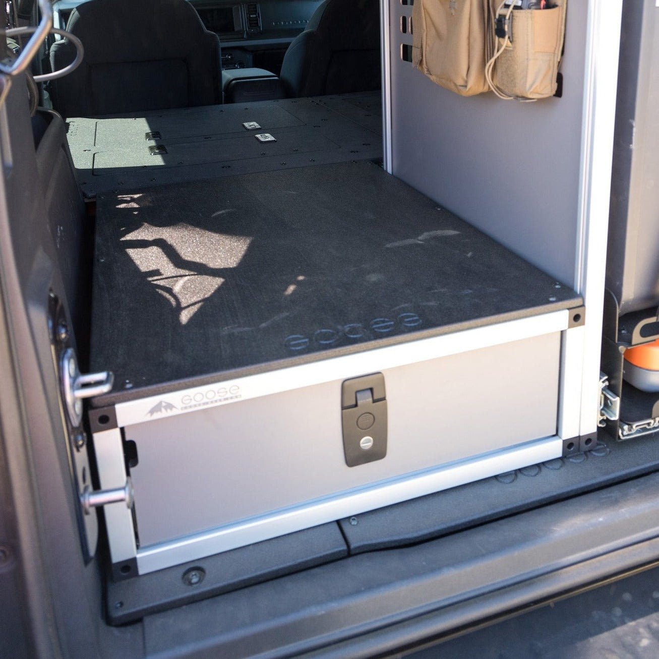 Ford Bronco 2021-Present 6th Gen. - Single Drawer Module with Top Plate - 22 3/16" Wide x 8" High x 28" Depth Drawers Goose Gear- Overland Kitted