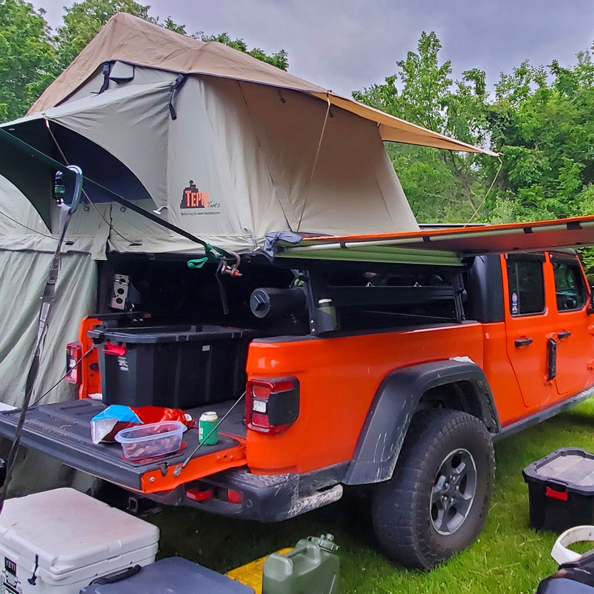 Jeep Gladiator Bed Rack | XTR3 Popular Builds + MOLLE Packages