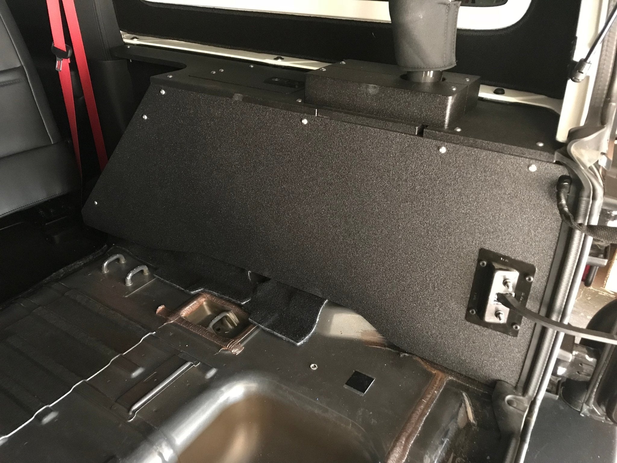 Jeep Wrangler 2007-2018 JK 2 Door - Side Cubbies Plate Systems Goose Gear- Overland Kitted