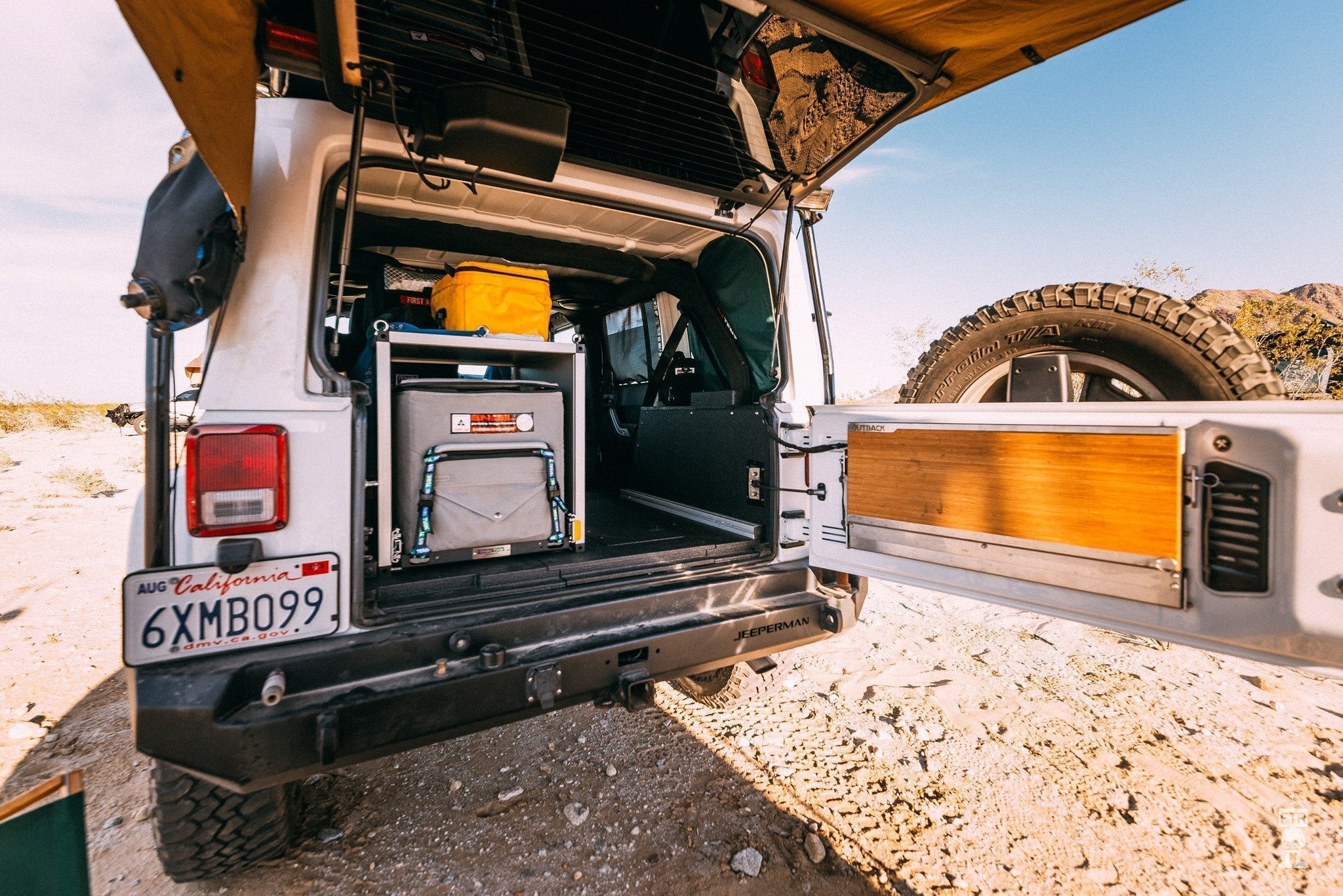 Jeep Wrangler 2007-2018 JKU 4 Door - Side Cubbies Plate Systems Goose Gear- Overland Kitted