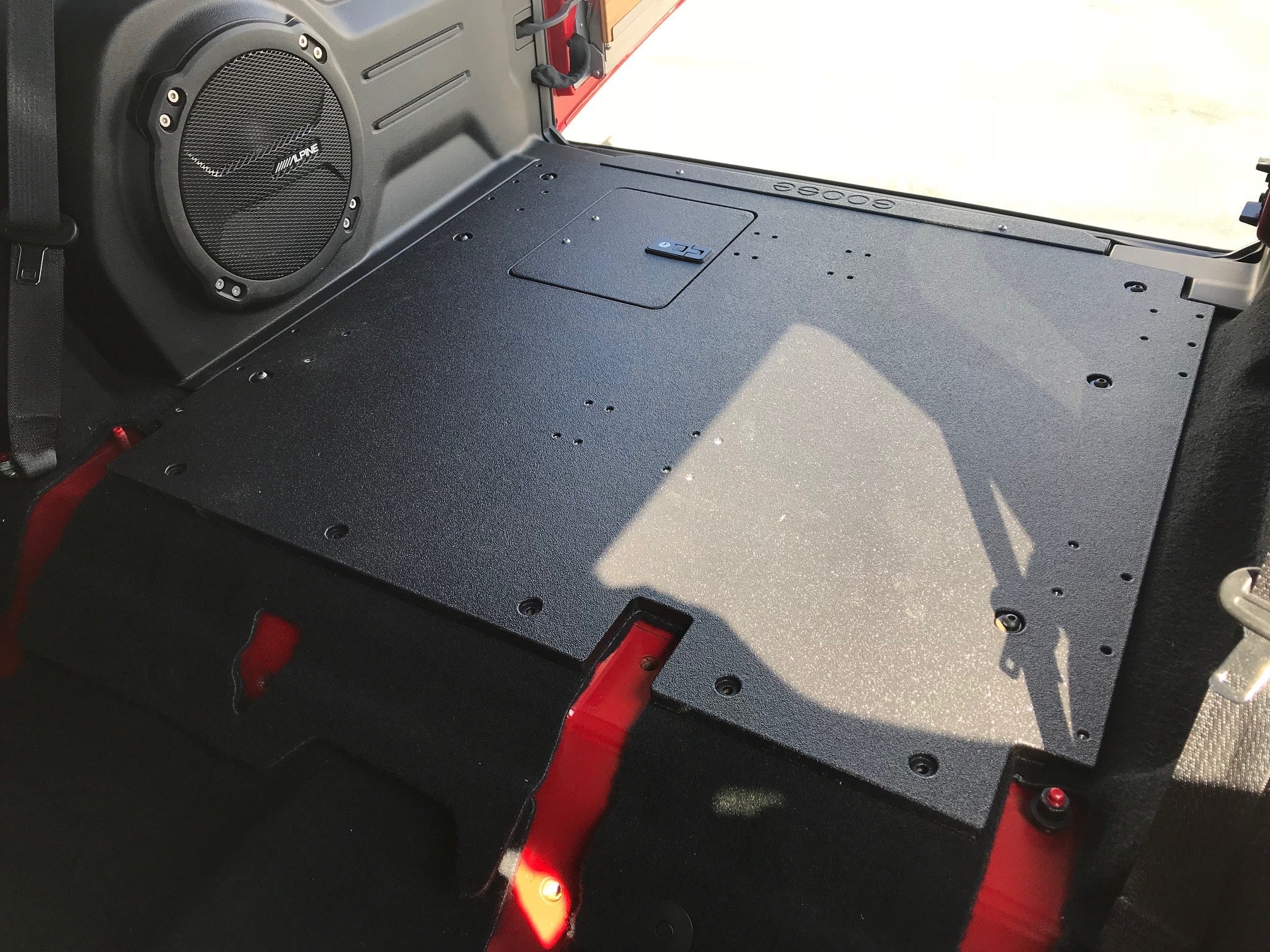 Jeep Wrangler 2018-Present JLU 4 Door - Rear Plate System Plate Systems Goose Gear- Overland Kitted