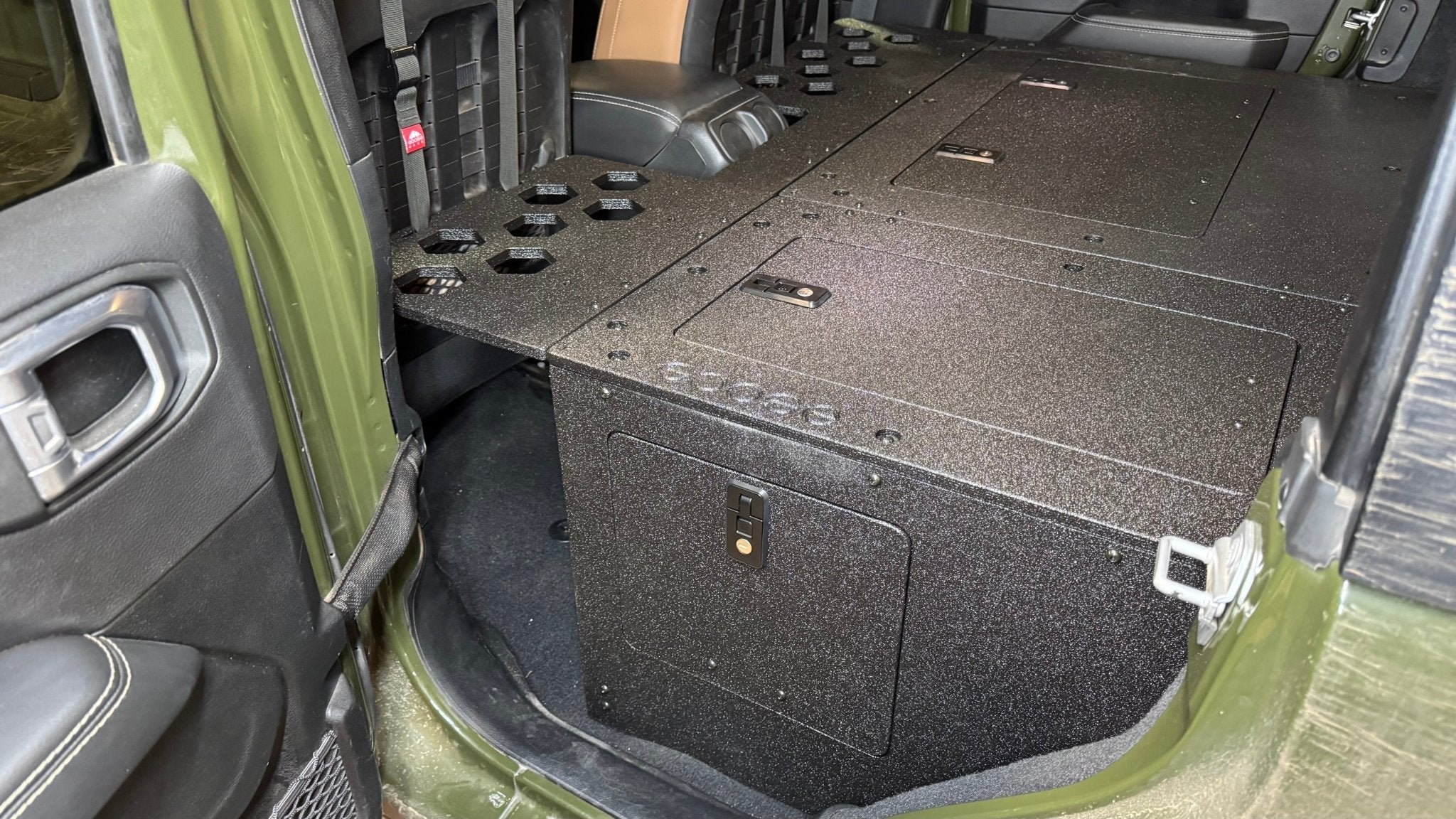 Jeep Wrangler 2018-Present JLU 4 Door - Second Row Seat Delete Plate System - 8" or 10" Module Based