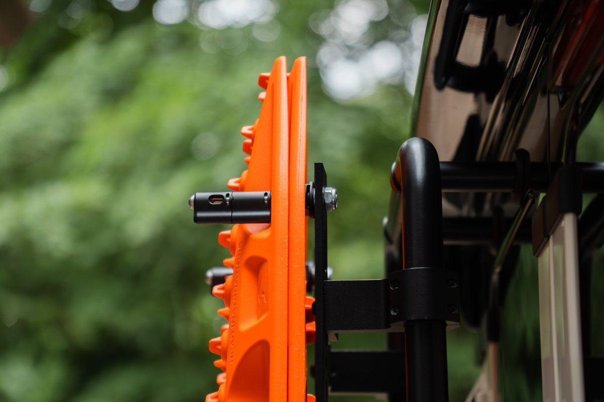 Ladder-Mounted Recovery Board Carrier – MaxTrax MKII & Lite - for INEOS Grenadier