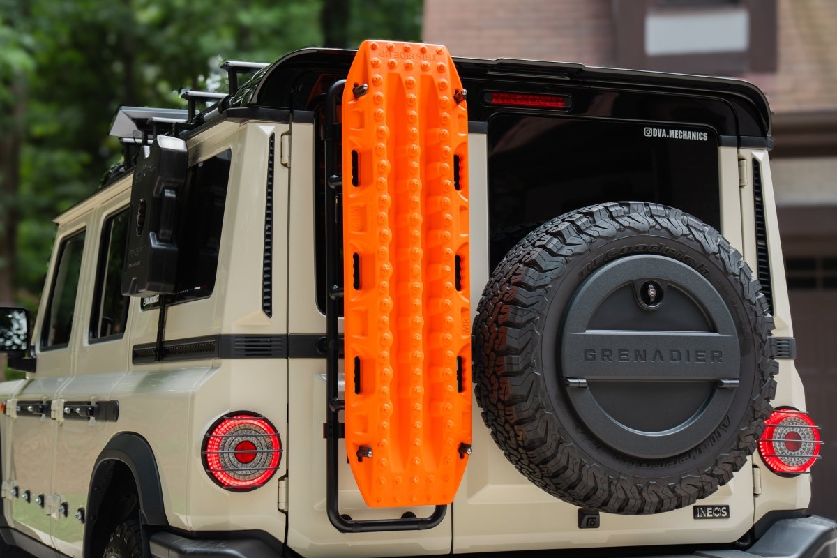 Ladder-Mounted Recovery Board Carrier – MaxTrax MKII & Lite - for INEOS Grenadier