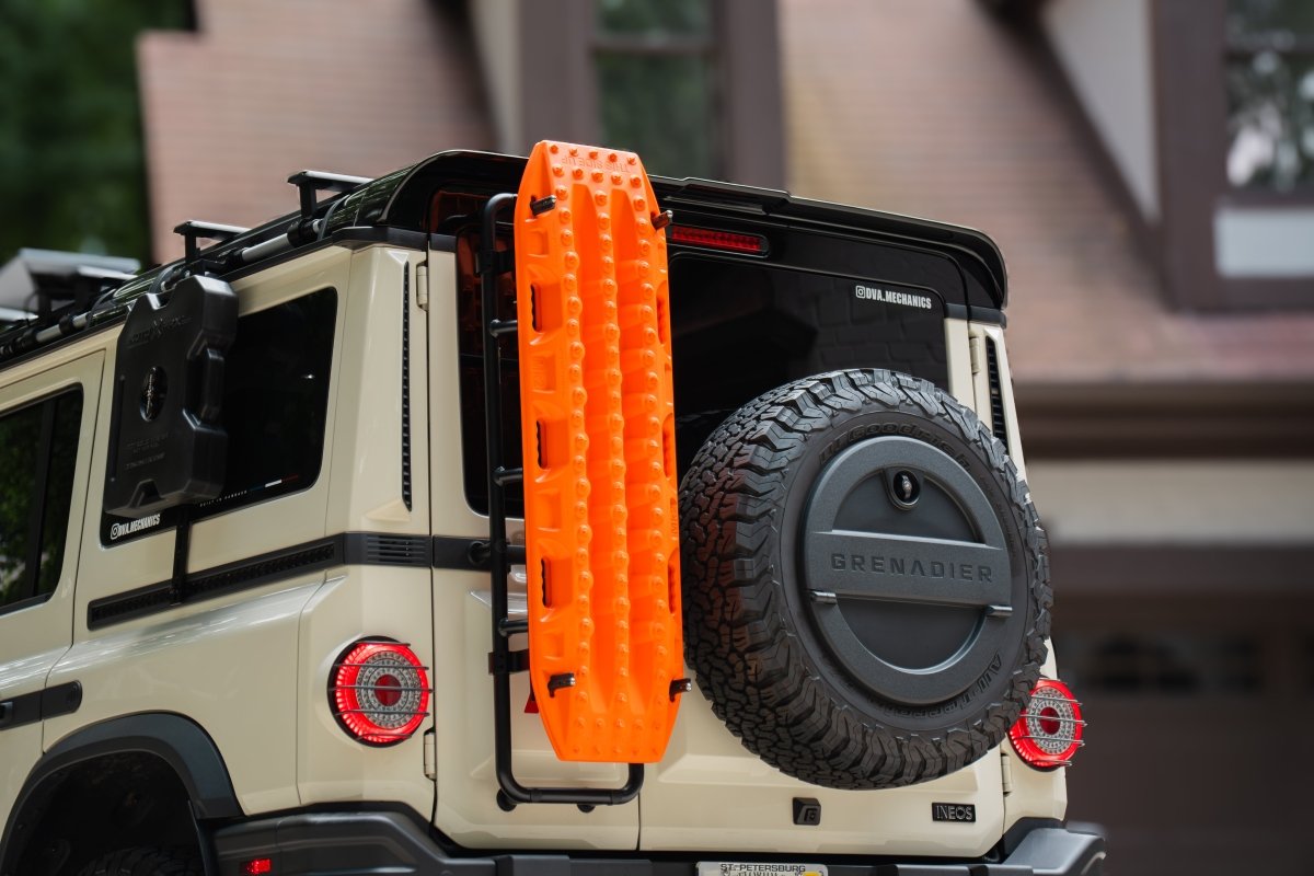 Ladder-Mounted Recovery Board Carrier – MaxTrax MKII & Lite - for INEOS Grenadier