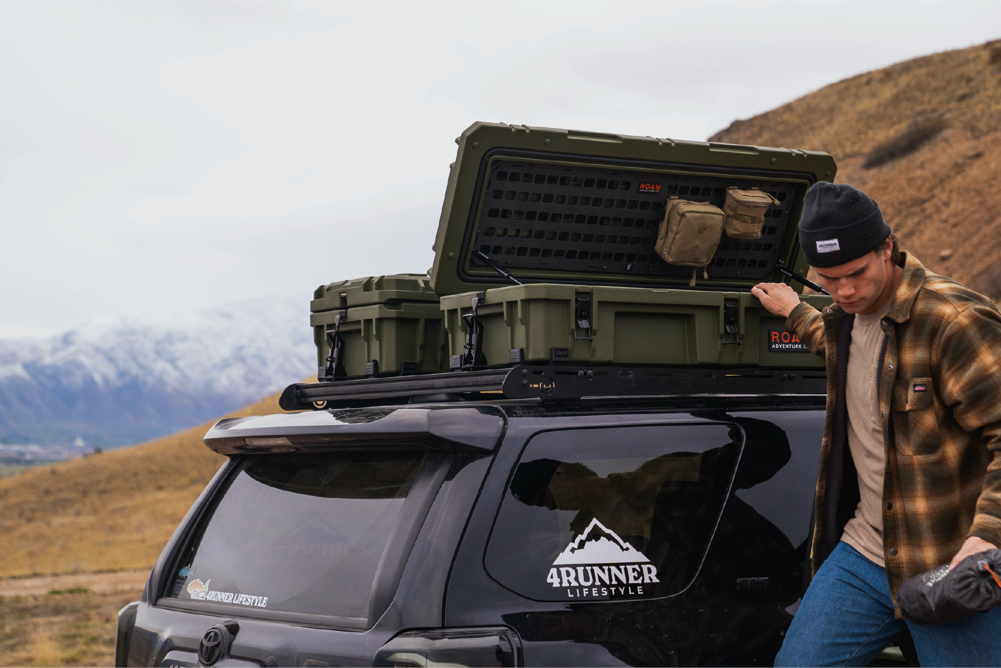 95L Rugged Case shown with optional ROAM Rugged Mounts