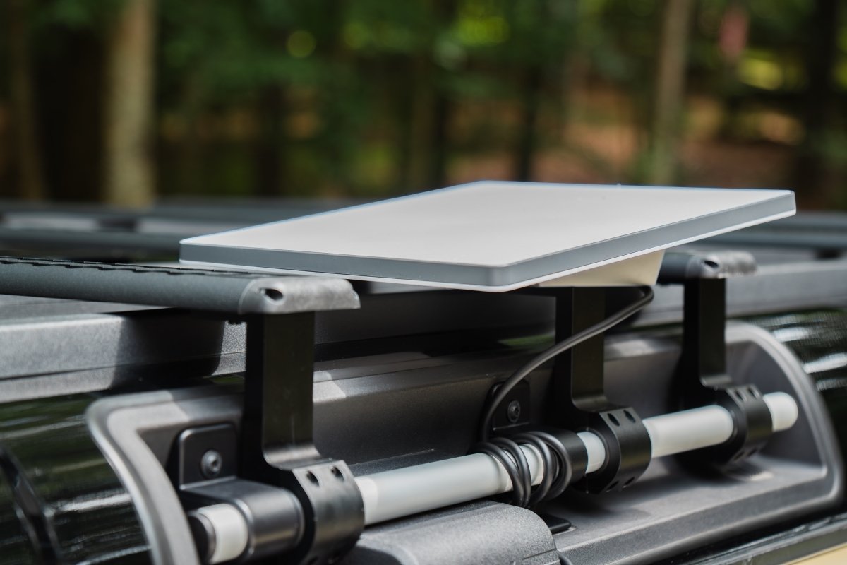 Starlink Mini Roof Mount v2 – Rail & Kickstand for INEOS Grenadier