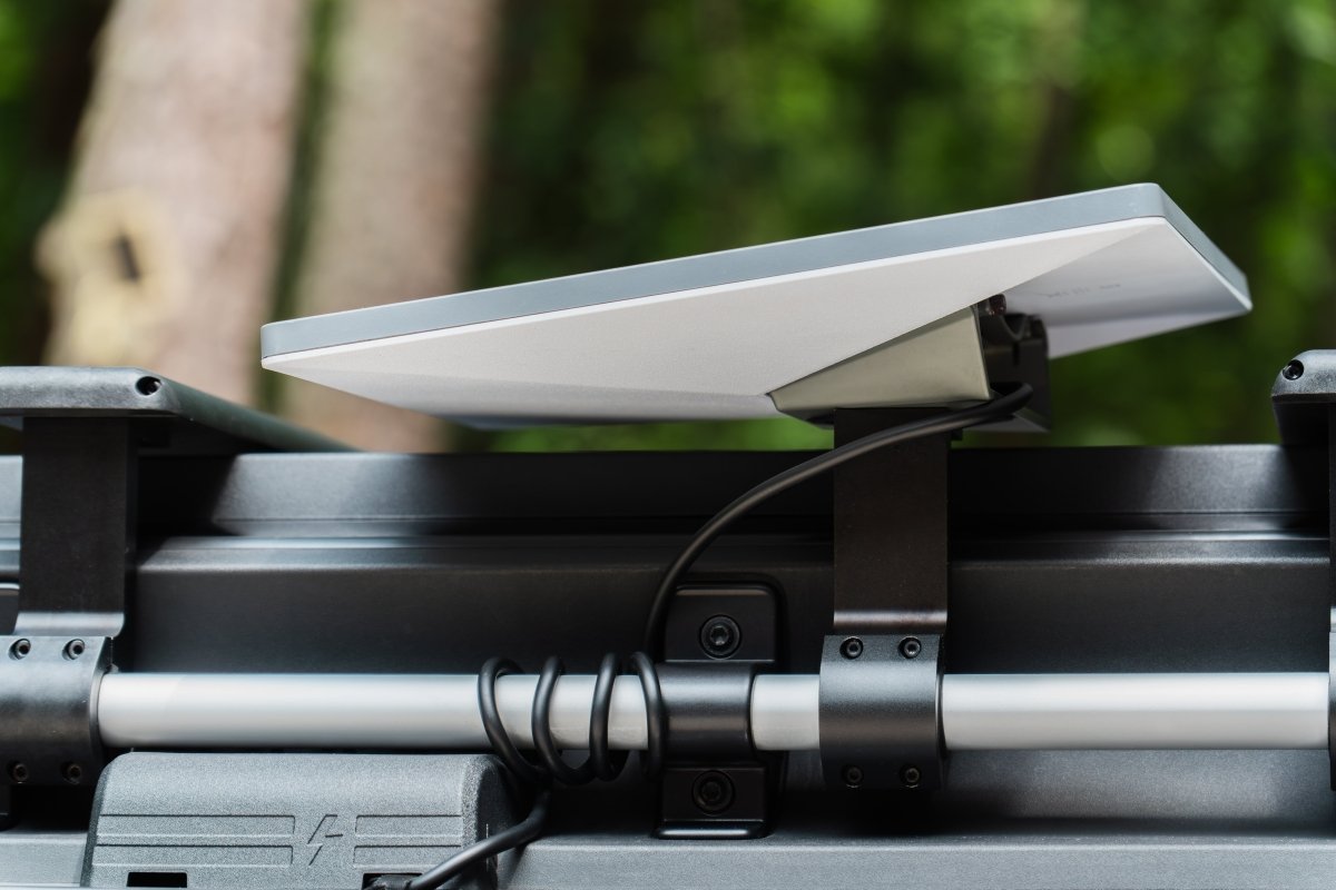 Starlink Mini Roof Mount v2 – Rail & Kickstand for INEOS Grenadier