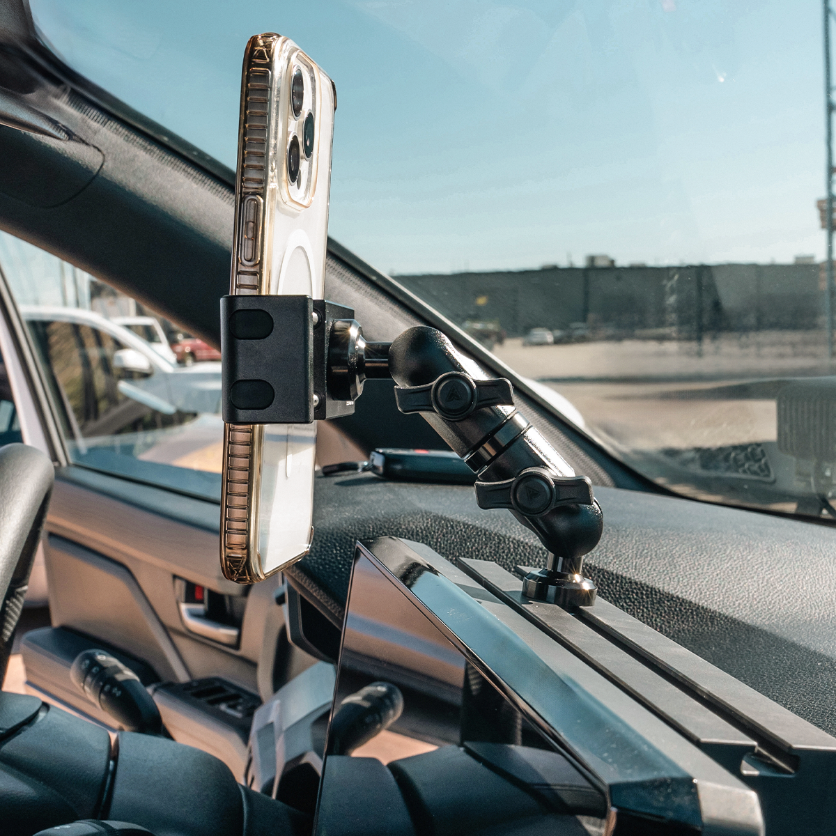 Dash Mount For 2024+ Toyota Tacoma