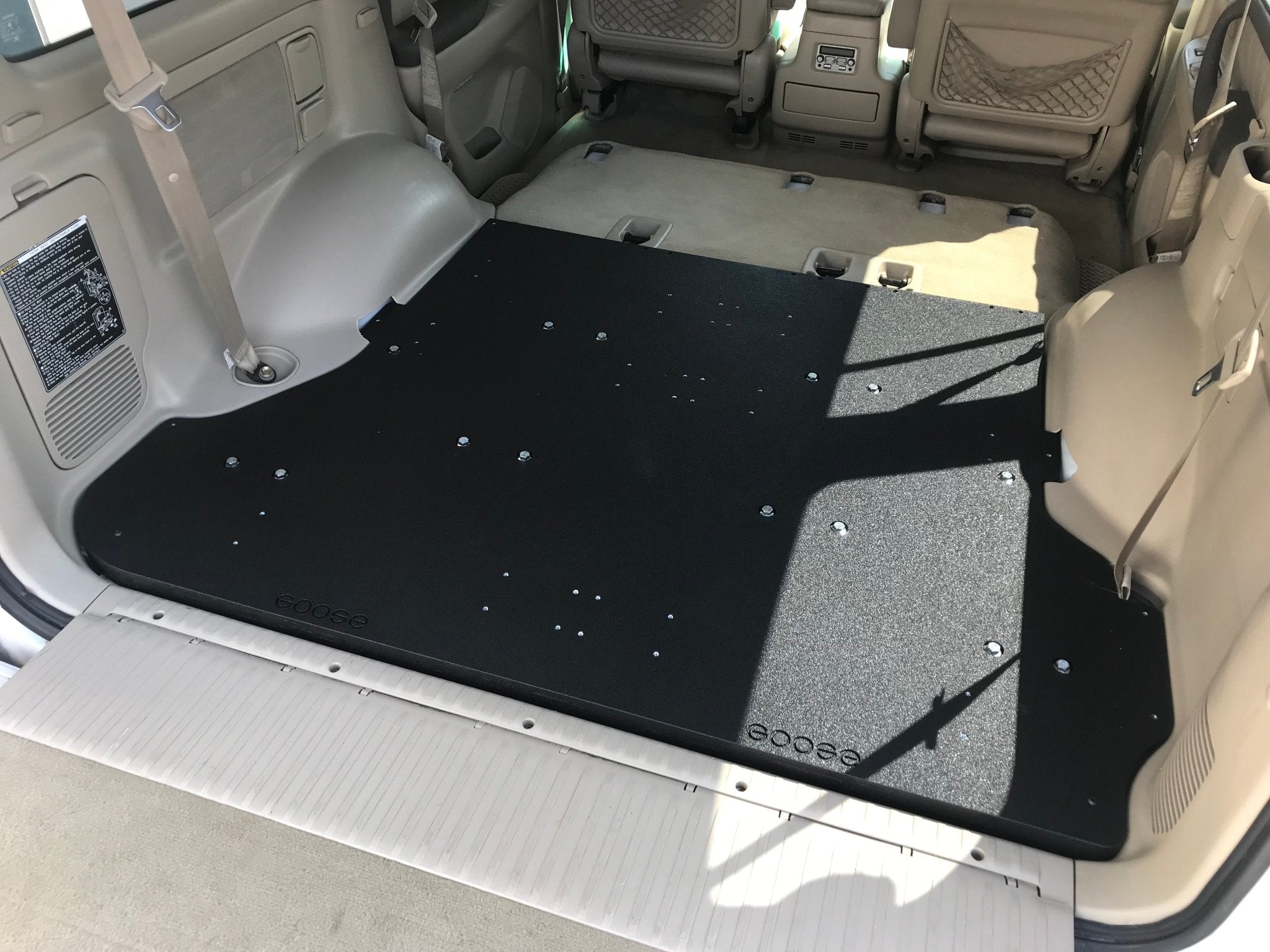Goose Gear Toyota Land Cruiser 100 Series Rear Plate System — 1998-2007