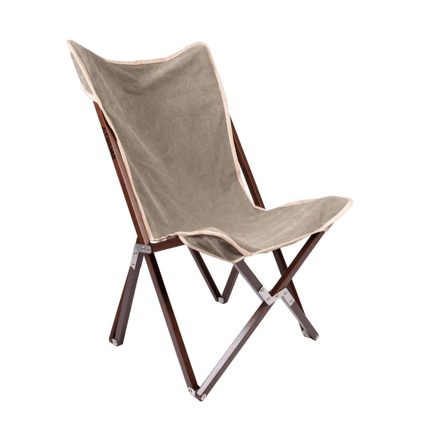 Chama Vaquero folding camp chair, hardwood frame detail