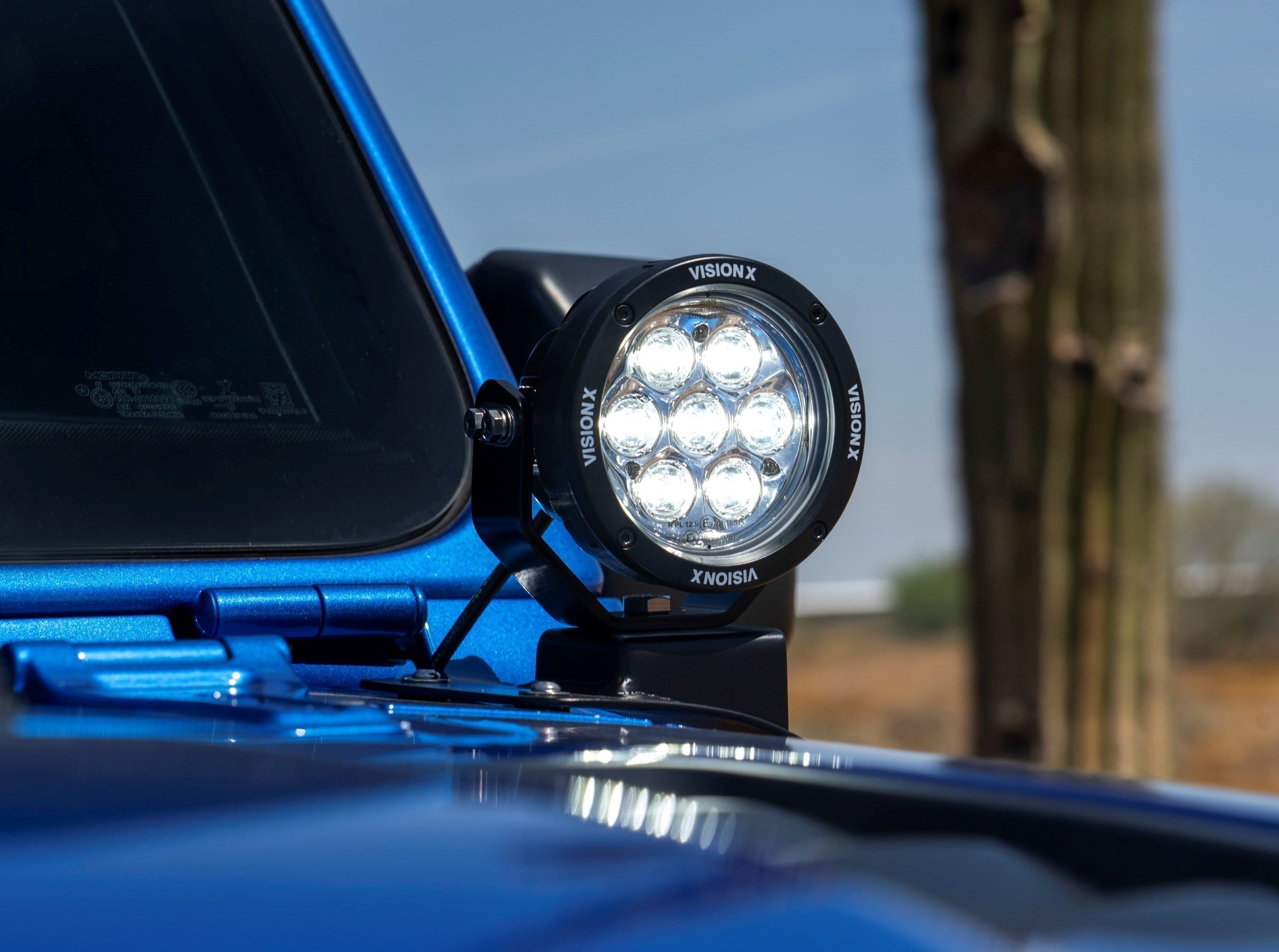 18+ Jeep JL / '20+ Jeep Gladiator Cowl Light Kit (With 4.7" CG2 Light Cannon)