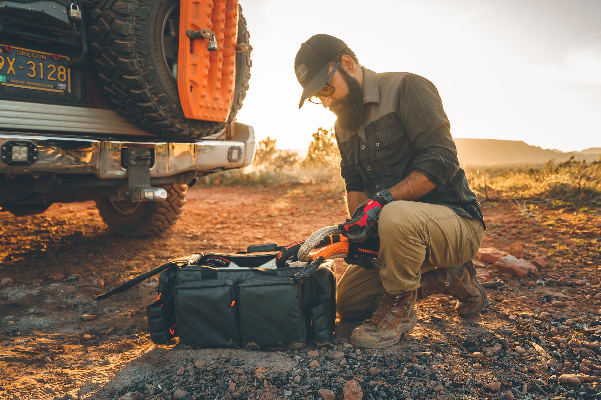 MAXTRAX Recovery Kit Bag  Recovery Gear Storage MAXTRAX- Overland Kitted