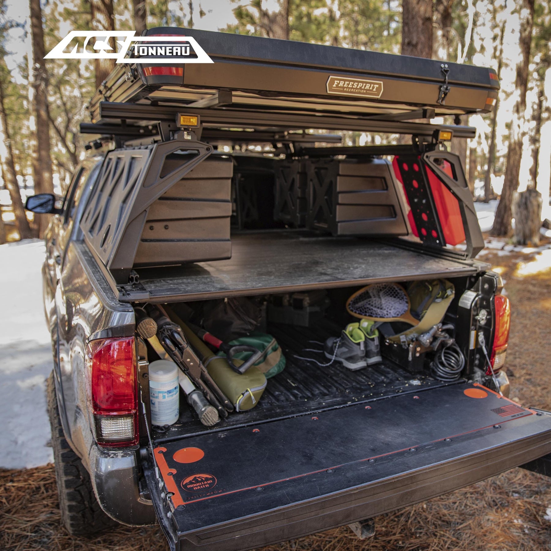 Overland truck outlet rack system